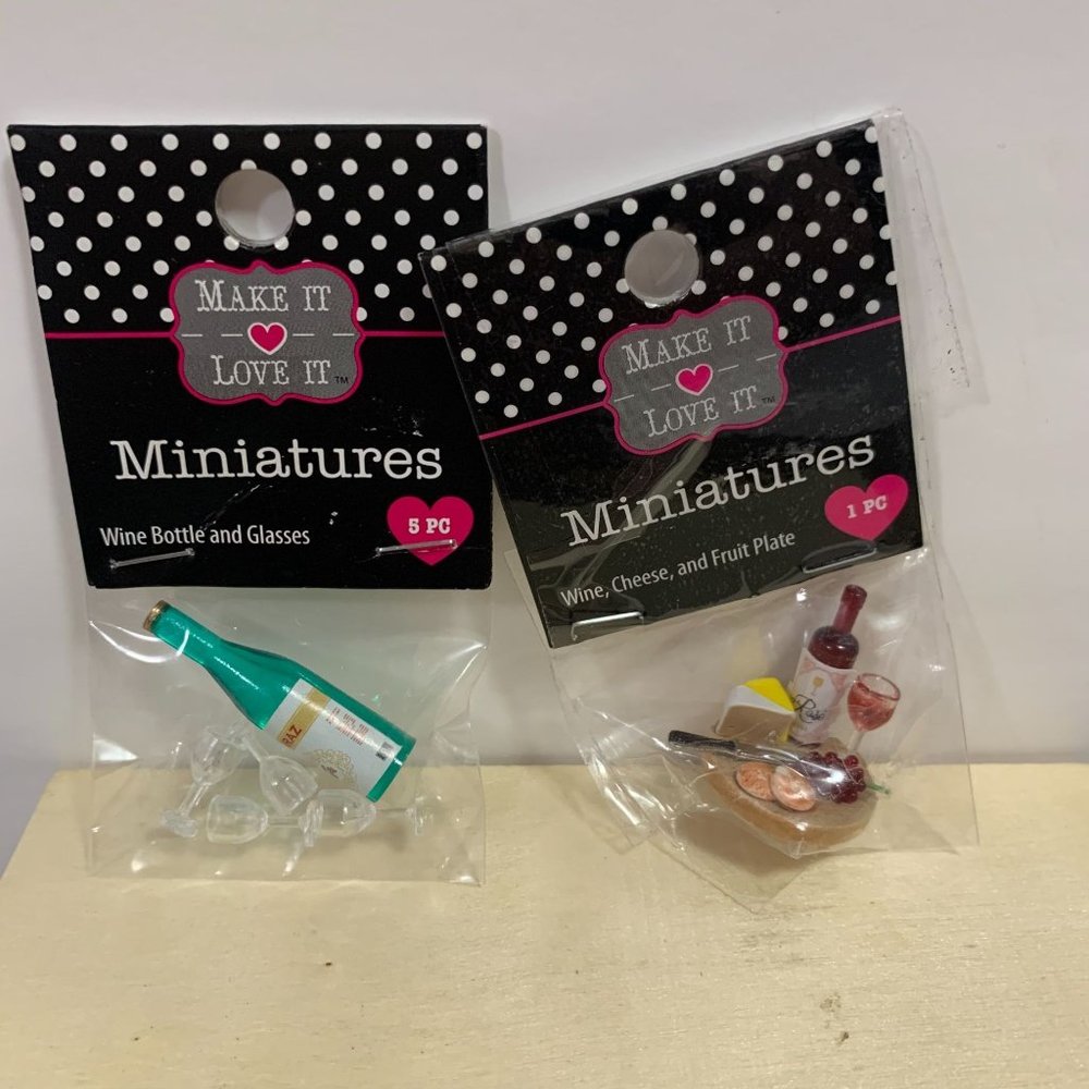 Make It Love It Miniatures Doll House Accessories Wine Cheese Fruit Tray NWT